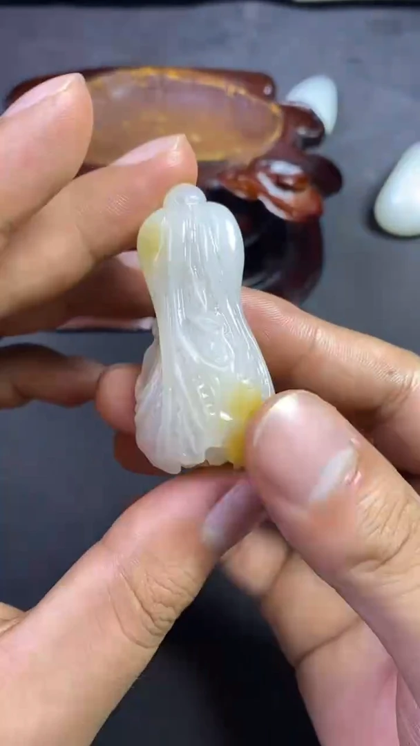 未镶嵌和田玉摆件如***…和田玉