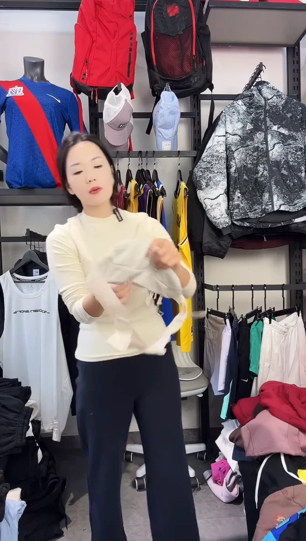 745编码 瑕疵款直播间过款为准 尺码·BAO