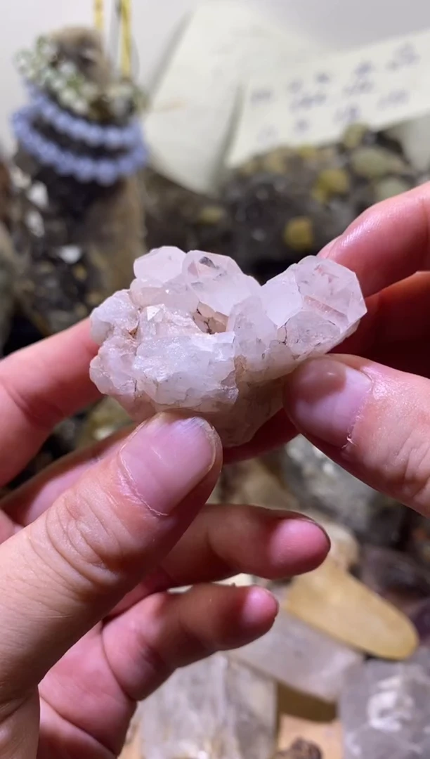 水晶珠宝半成品未镶嵌3号金口河白水晶花