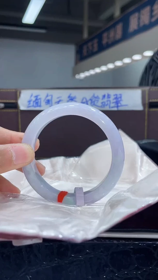 未镶嵌手镯翡翠3