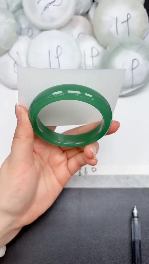 未镶嵌手镯石英质玉22/56.2