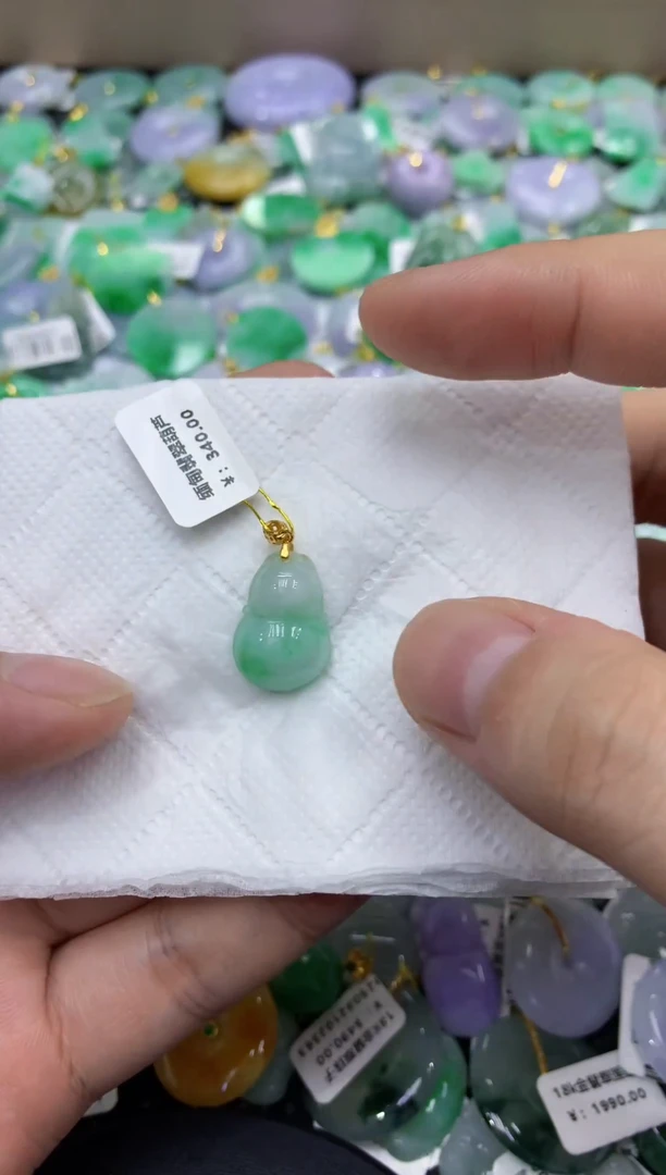 颈饰未镶嵌翡翠天然缅甸翡翠A货