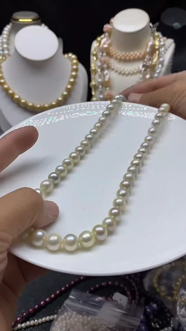 颈饰未镶嵌淡水珍珠多人