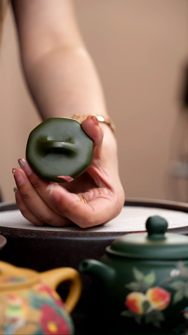 茶壶紫砂八方绿泥壶一把/011