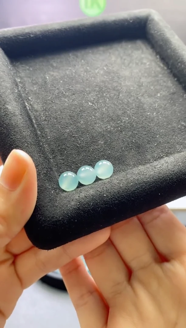 颈饰未镶嵌翡翠ꉂ****?0769108587（70卡8*3）