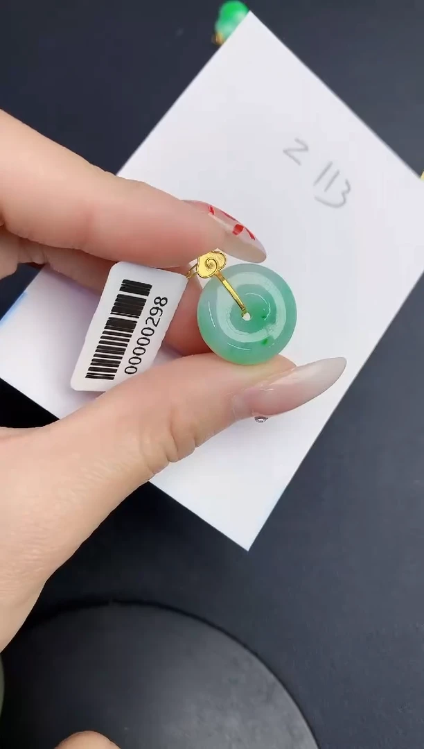 【闪购商品】翡翠颈饰18K金镶嵌0000000000