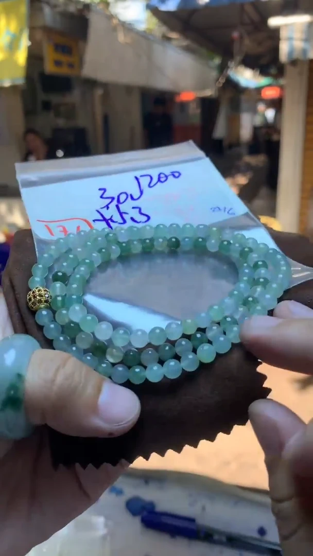 定制翡翠未镶嵌天然缅甸翡翠A