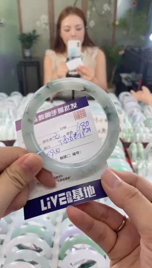 翡翠手镯未镶嵌111111111111111