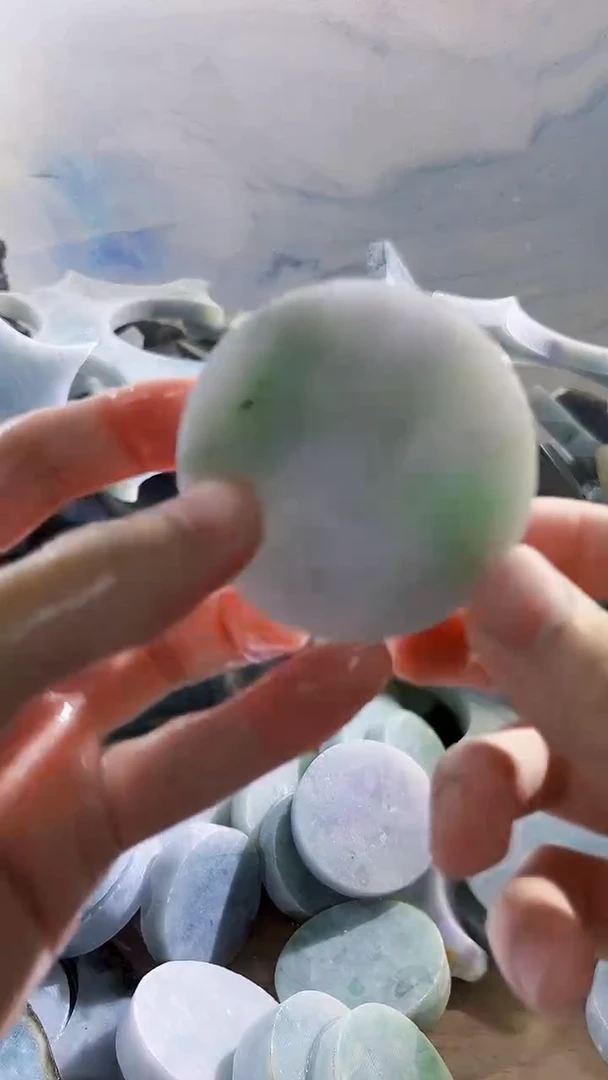 翡翠裸石缅甸翡翠A货文3182