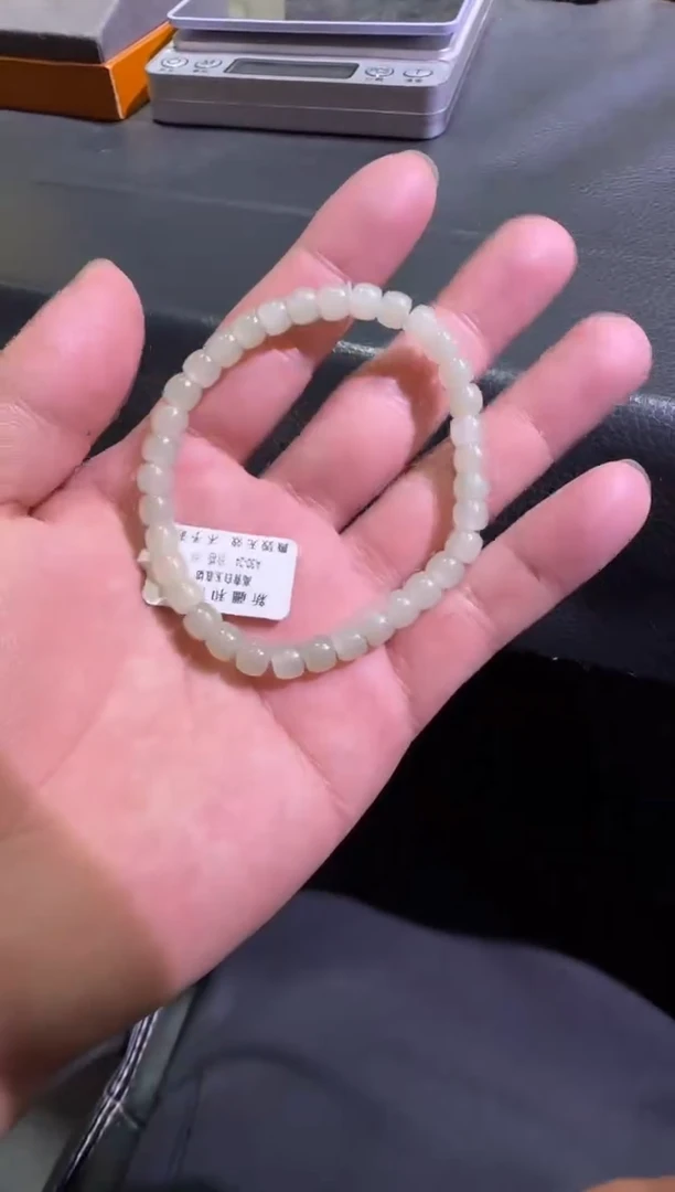 未镶嵌手串和田玉且末近况高清白手串（产地直发）