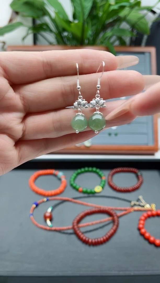 【闪购商品】和田玉耳饰银S925镶嵌000和田玉荷花