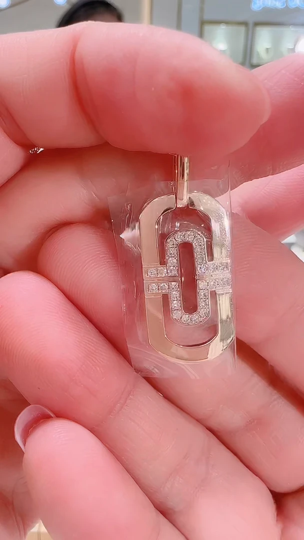 【闪购商品】钻石吊坠(不含链)18K金镶嵌吊坠