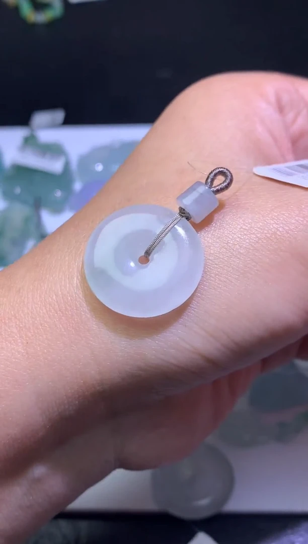 未镶嵌定制翡翠毛货