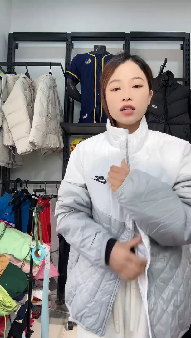 3143闪购编码  运动卫衣裤以直播间过款为准 尺码xl