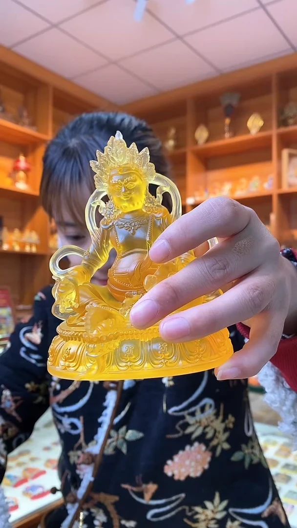 【闪购商品】泥塑黄C-与实物略有差异介意者慎拍