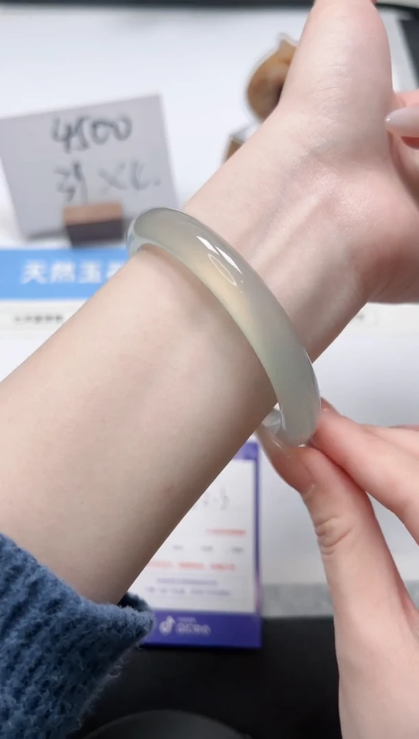 【闪购商品】石英质玉手镯未镶嵌83/晴水62.3