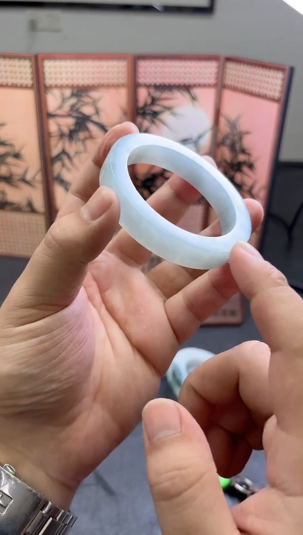 未镶嵌手镯定制翡翠手镯 定制