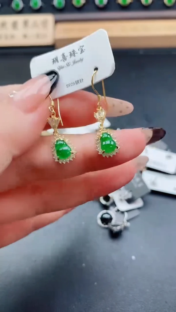 银S925镶嵌戒指翡翠1