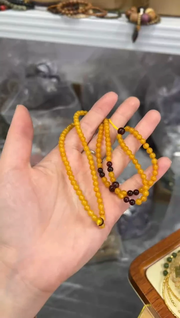 【闪购商品】蜜蜡颈饰未镶嵌回流蜜蜡圆珠多圈[0126]