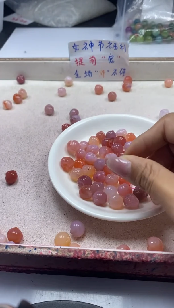 【闪购商品】玛瑙/玉髓颈饰未镶嵌x1217盐源佛头*1