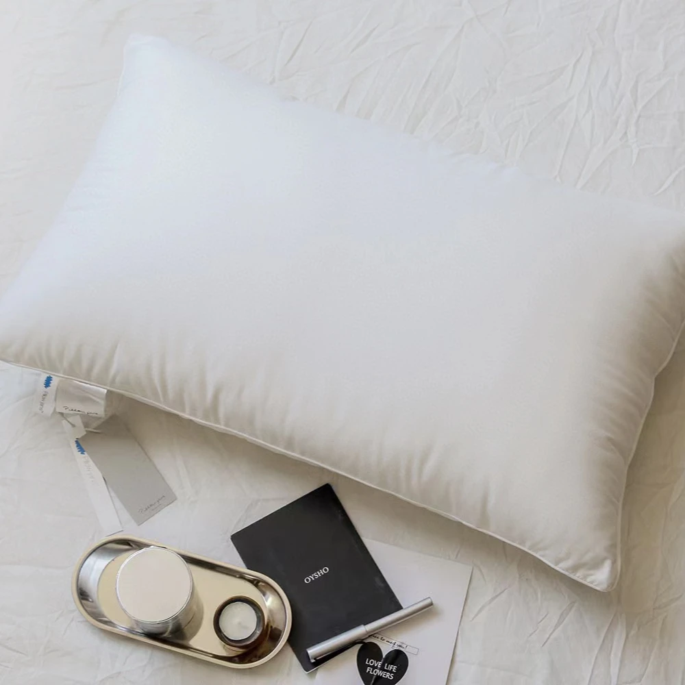 【豆爸专享】经典款酒店护颈助睡眠 柔软舒适羽丝枕