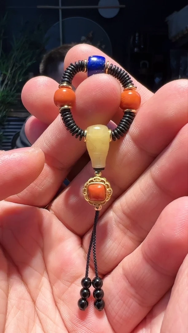 【闪购商品】蜜蜡吊坠(不含链)未镶嵌三通吊坠