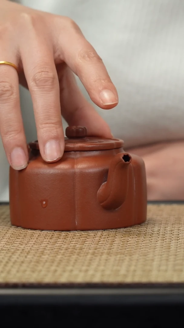 【闪购商品】紫砂茶壶生砂朱泥梅花周盘