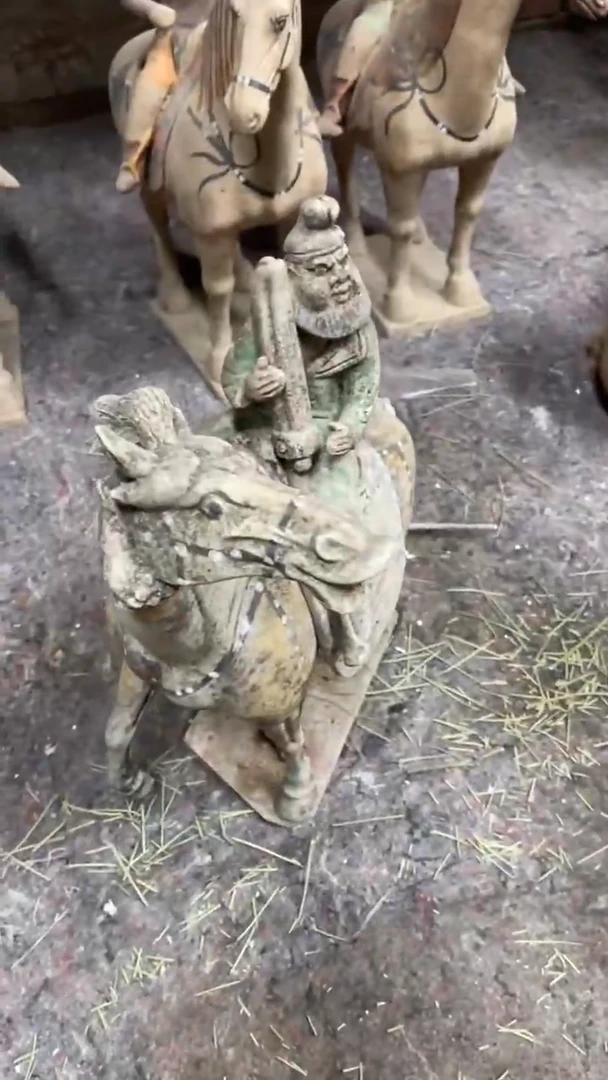 陶瓷唐三彩三个陶瓷品