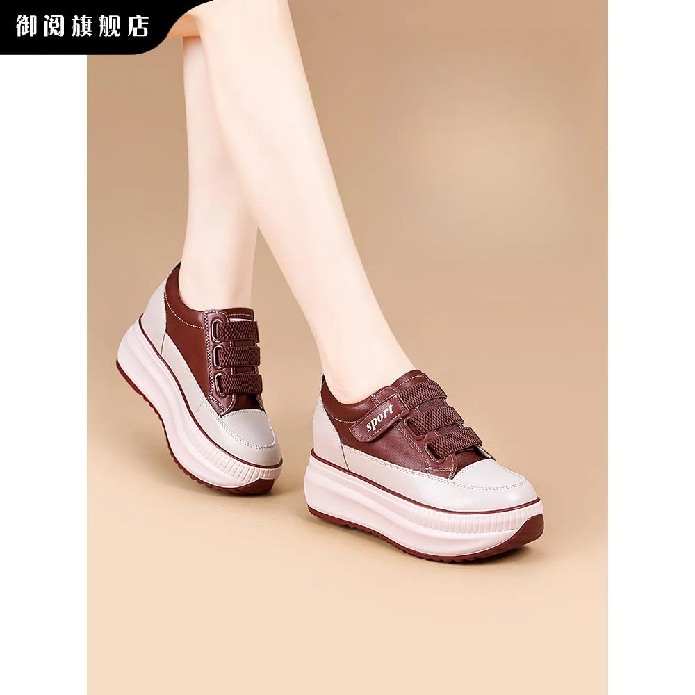 御阅时尚白软底女鞋2025新流行通勤百搭休闲厚底轻质内增高女鞋