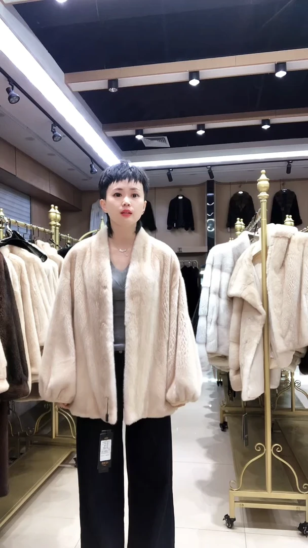 新款进口水貂大衣女中长款V领米黄色