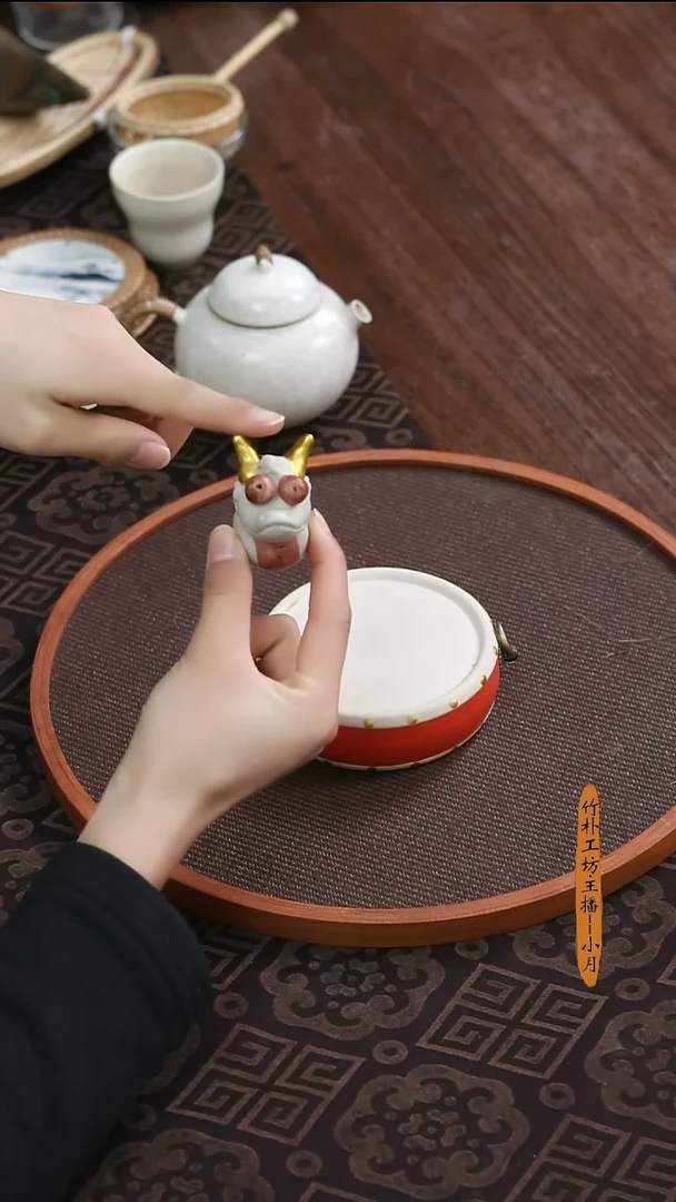 手工艺品木陶瓷香薰炉（萌萌龙）陶瓷香薰炉（萌萌龙）