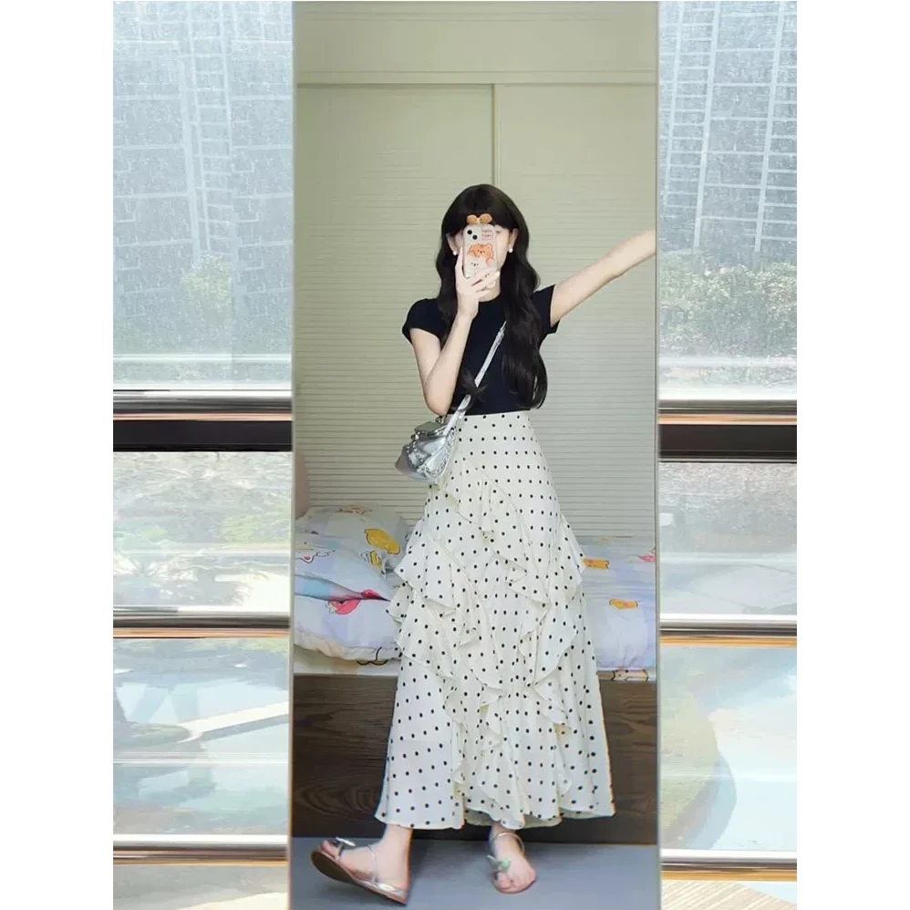 法式温柔高级感时尚套装女夏季新款针织上衣搭配荷叶边半身裙8726
