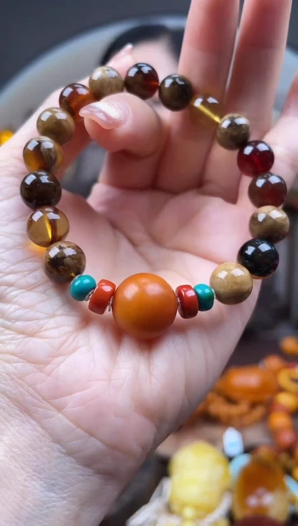 【闪购商品】琥珀裸石未镶嵌首饰 假1赔4 （多样性发货1件