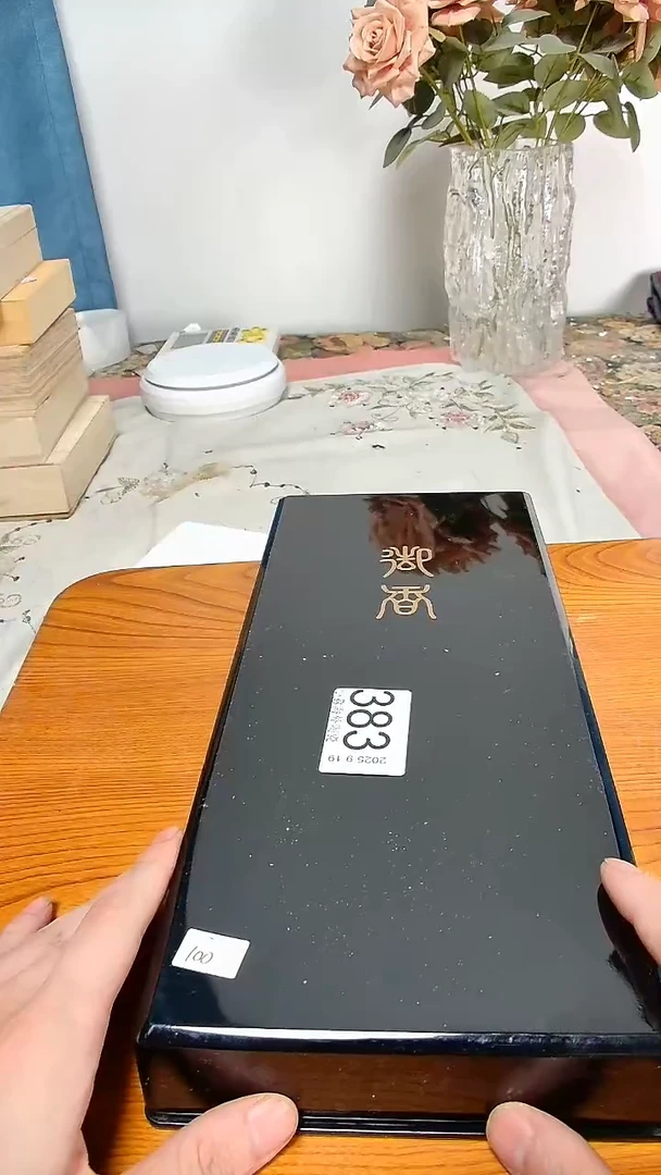 瓷片?****皮小淼海外陶瓷工艺品