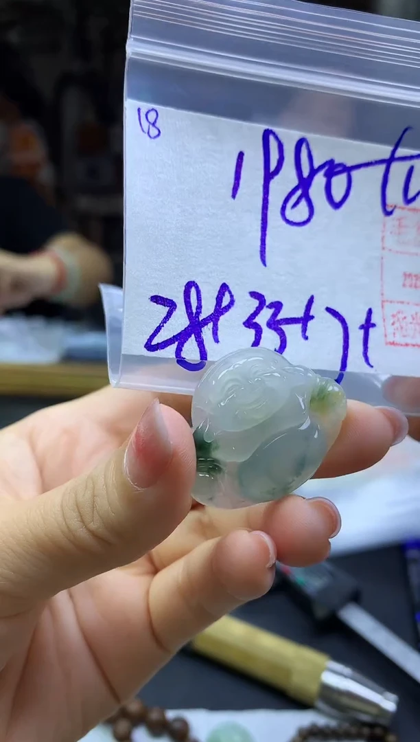 未镶嵌定制翡翠18佛公*1990元毛货需精抛光