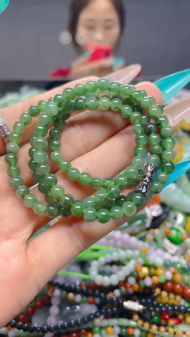 颈饰未镶嵌翡翠4MM/G/翡翠A货，一件也是批发价