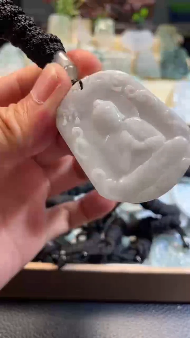 颈饰未镶嵌翡翠10/20/010