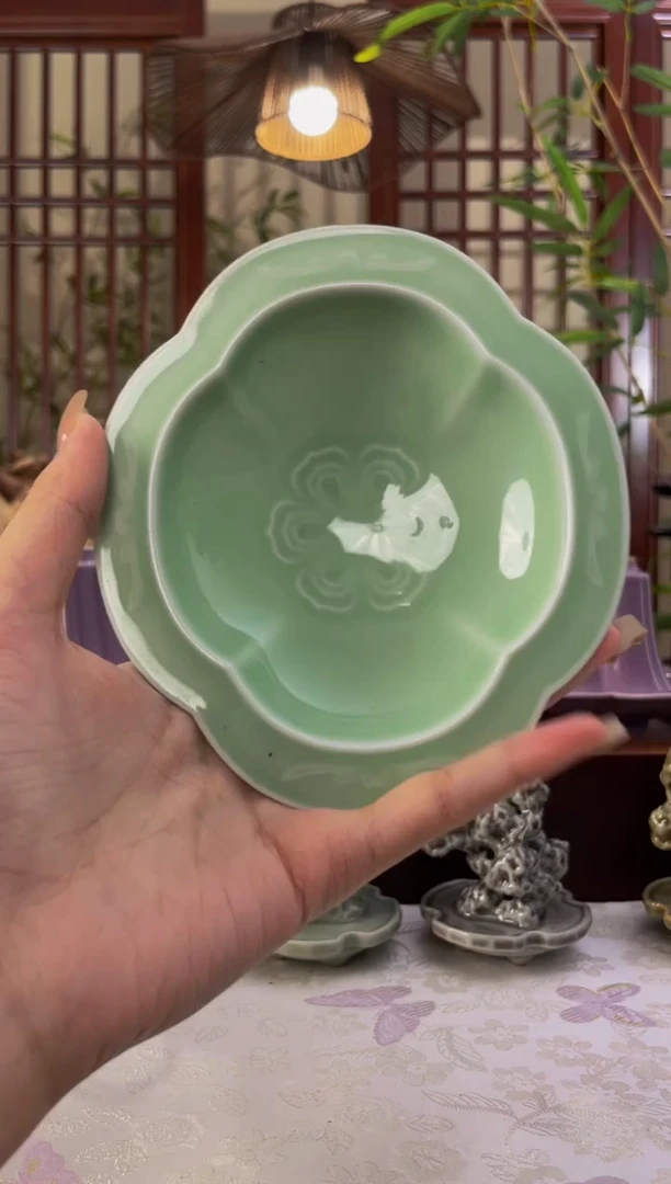 梅子青色海棠果碟
