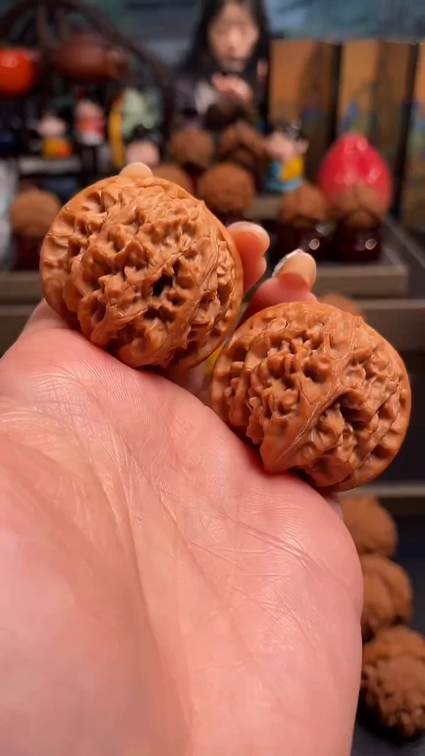 【闪购商品】文玩核桃把件H849苹果园40