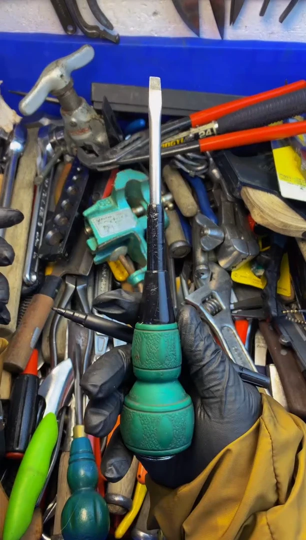 C**.可乐日本工具仓库闪购链接