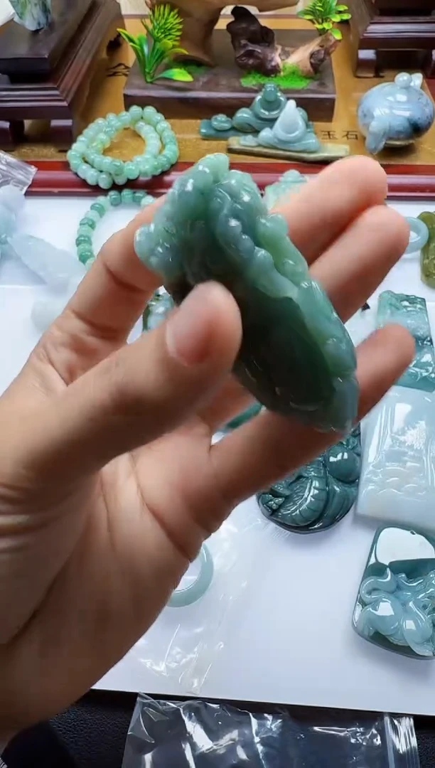 吊坠(不含链)未镶嵌翡翠1
