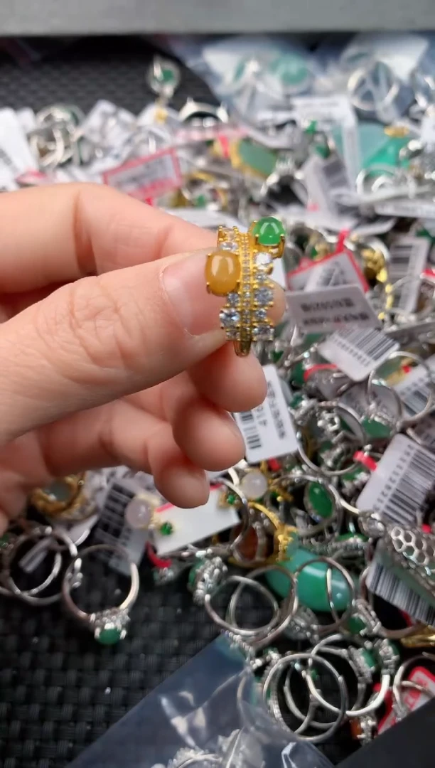 银S925镶嵌戒指翡翠3          5