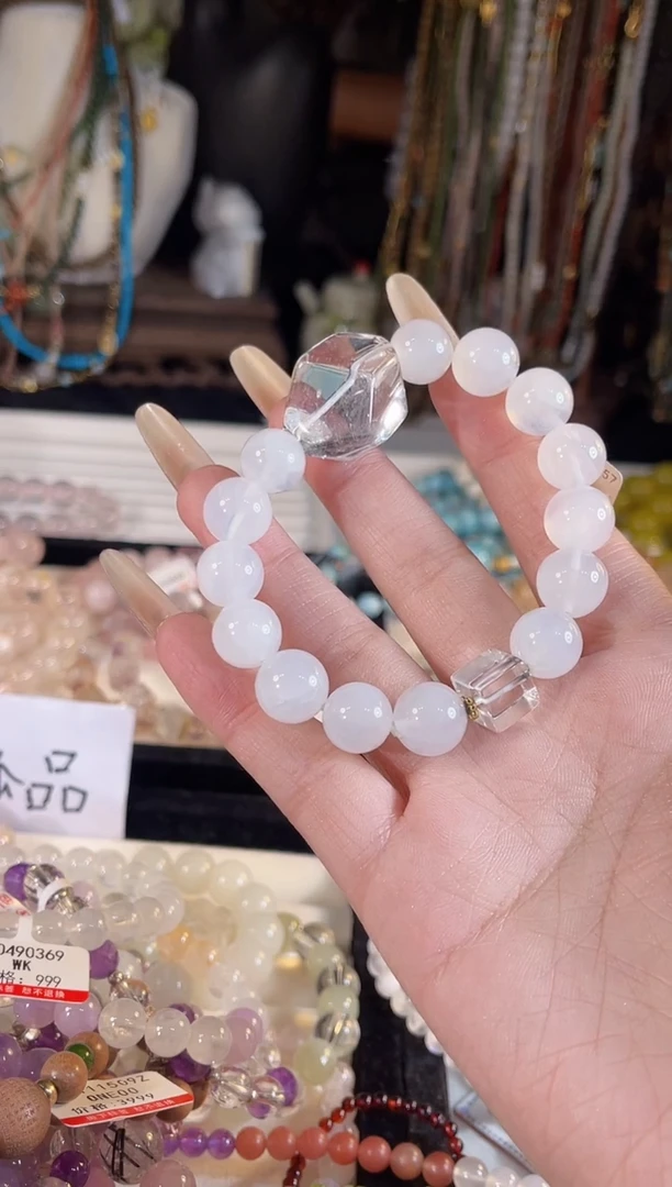 【闪购商品】水晶手链未镶嵌多样性发货其一
