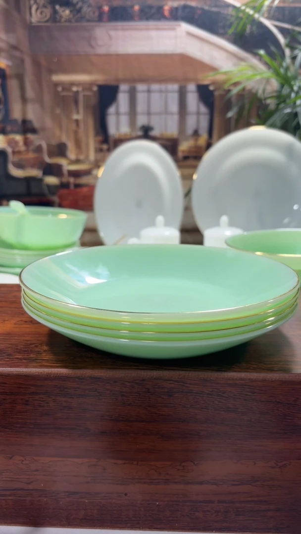 【闪购商品】... 8英寸深盘4个  玉瓷【贝美】