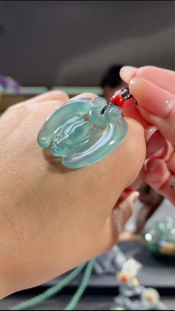 吊坠(不含链)未镶嵌翡翠福到