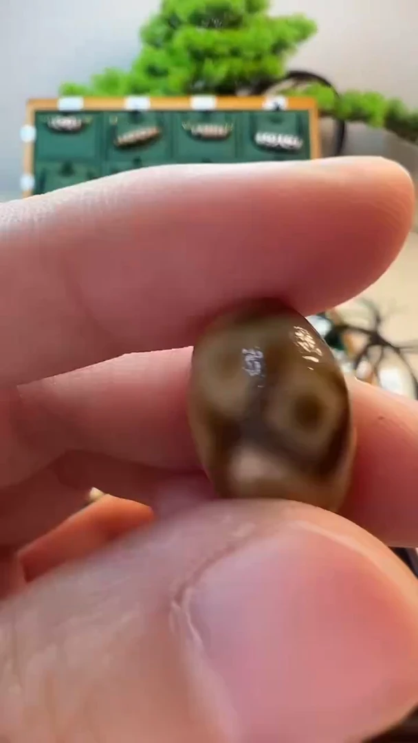 玛瑙/玉髓（覆膜）颈饰未镶嵌58（微瑕随机发货）