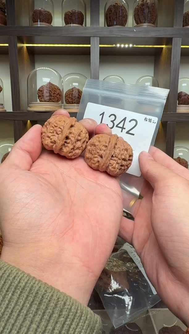 把件文玩核桃39全品白狮子1342