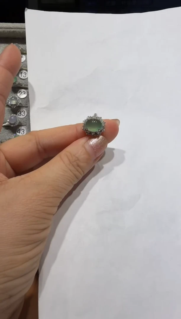 银S925镶嵌戒指翡翠925银镶缅甸A货翡翠戒指