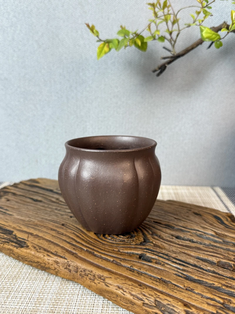 宜兴原矿深井高温老紫泥徐伟琪全手工筋纹器天圆地方葵式主人杯