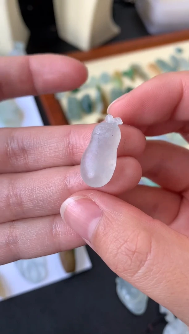 【闪购商品】定制翡翠未镶嵌翡翠